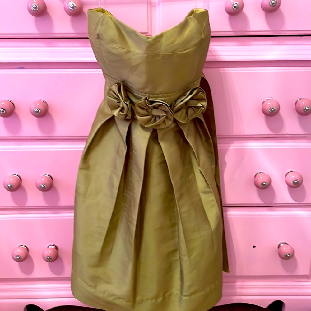 Strapless formal dress- prom/wedding/birthday/graduation (approx fit 2-4 size)